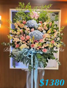 Mixed Flower Arrangement - Deluxe CODE 22772
